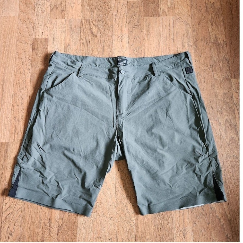 Bontrager Adventure Collection Mens 2XL Olive Green Cycling Shorts Stretch 293